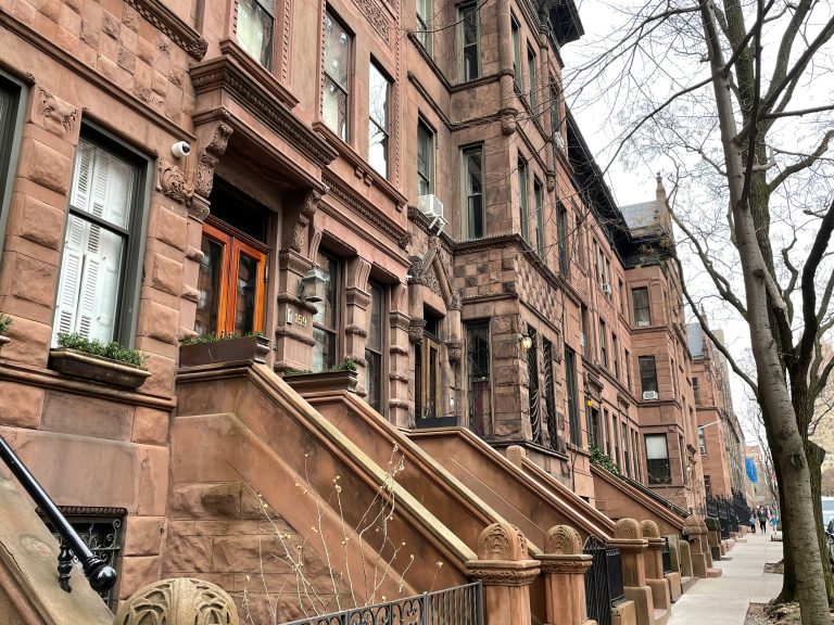 Classic Brownstone on Willow Way